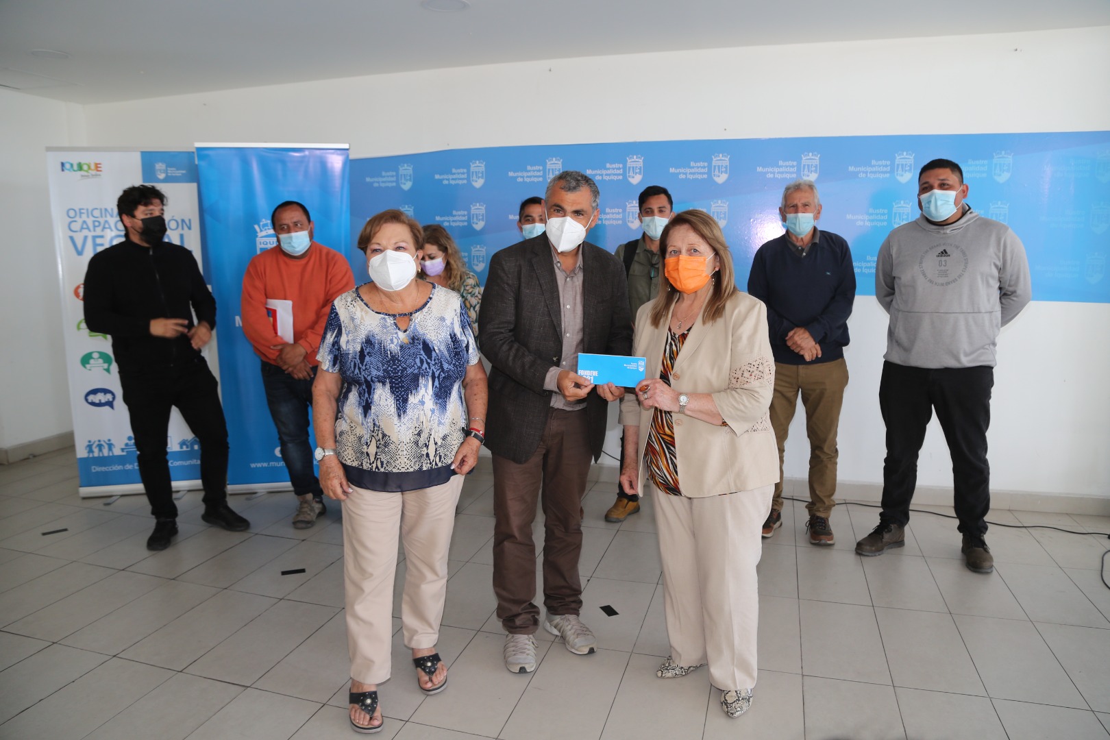 Municipalidad de Iquique entregó recursos Fondeve 2021